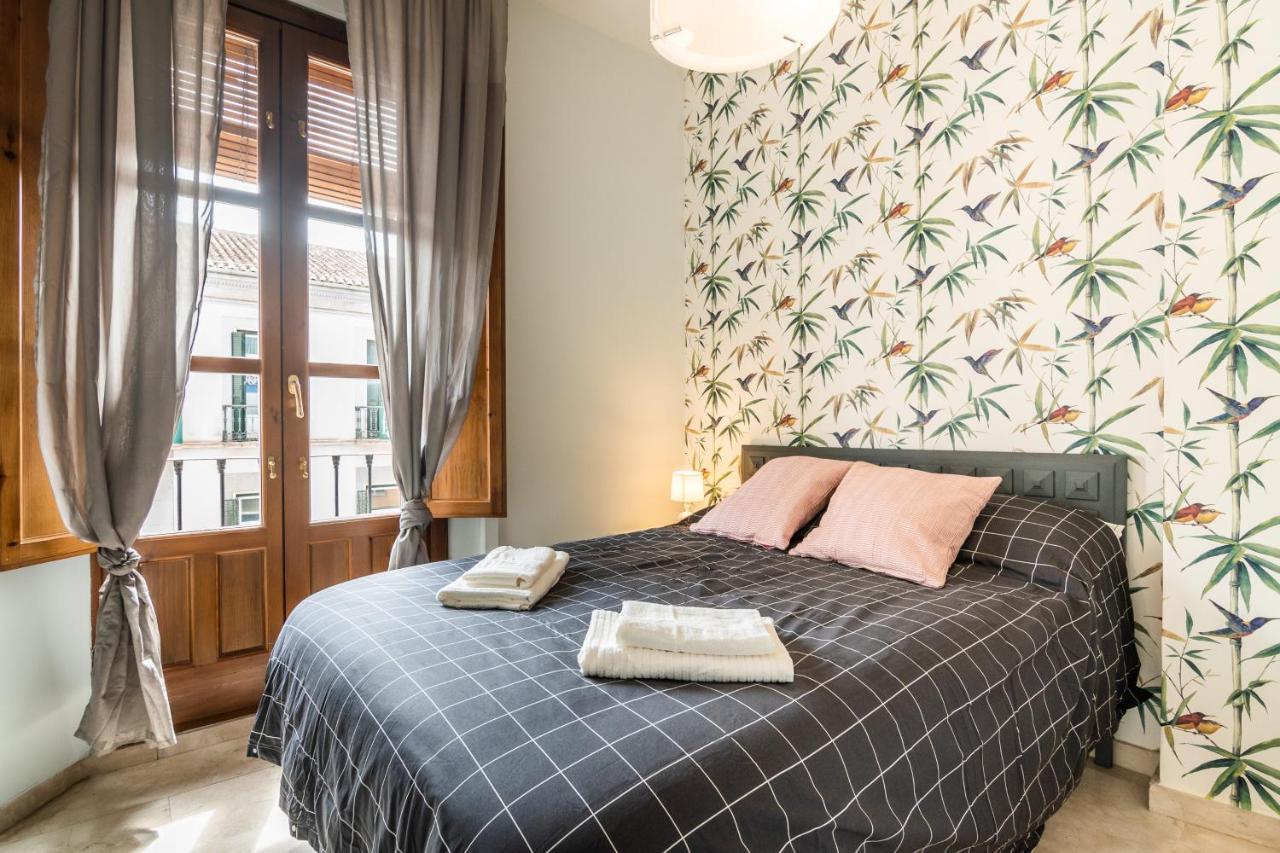 Tuguest Isabel La Catolica II Apartment Granada Eksteriør billede